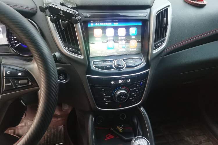 Used Changan CS75 2017 Shangku Edition 1.5T Manual ZhiXiang Model
