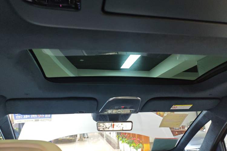 Used Zeekr 009 2024 Six-Seat Executive Version 4WD 108 kWh