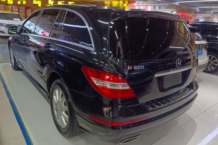 Used Mercedes-Benz R-Class 2017 R 320 4MATIC Business Edition Prestige Model