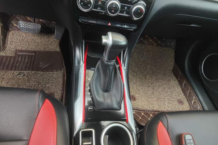 Used Haval H2 2017 Blue Label 1.5T Automatic Two-Wheel Drive Luxury Model
