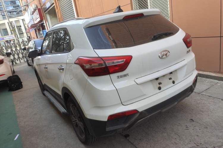 Used Hyundai ix25 2015 1.6L Automatic Two-Wheel Drive Smart GLS Trim
