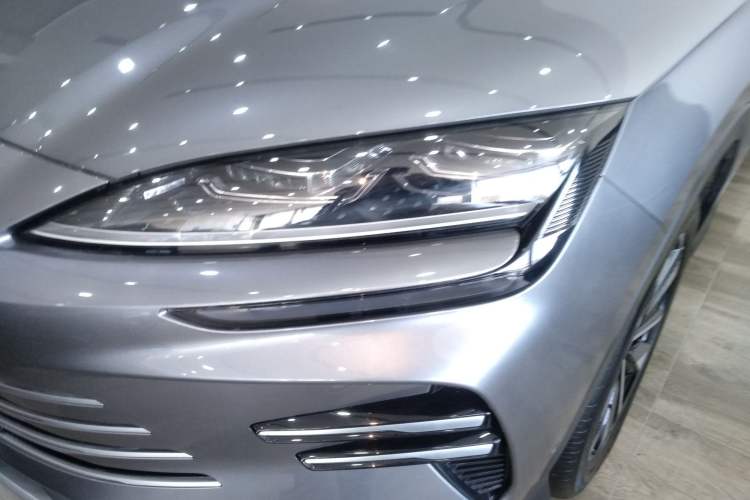 Used BYD Song PLUS New Energy 2025 DM-i Smart Drive 112KM Prestige Model