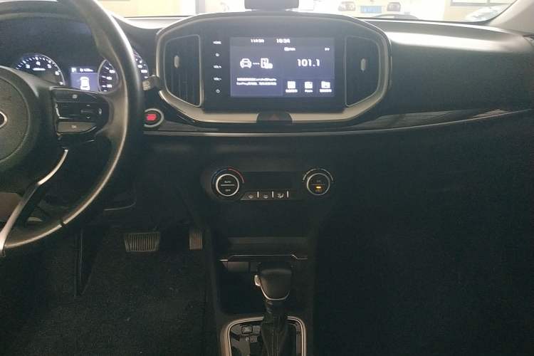 Used Kia Stonic 2019 1.4L Automatic Fun Edition China V Standard
