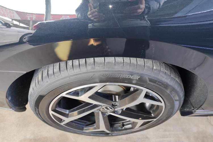 Used Volkswagen Magotan 2023 2 Million Units Limited Edition 330TSI DSG Leading Version