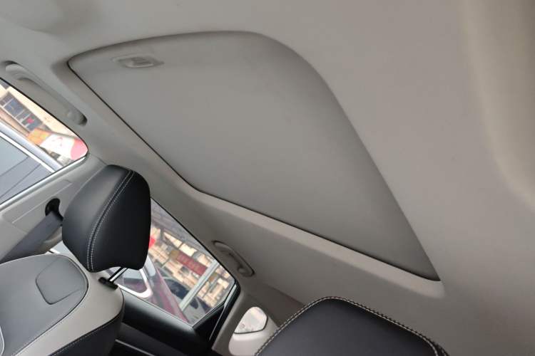 Used Geely Auto Coolray 2020 PRO 240T DCT Hunter
