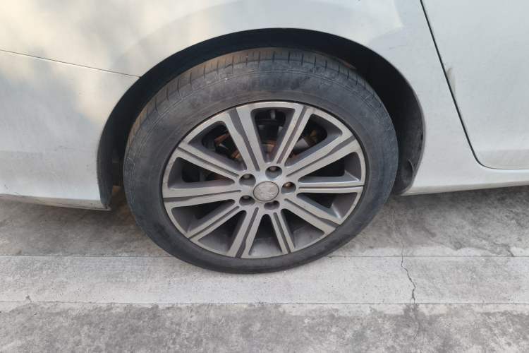 Used Peugeot 408 2015 1.2T Automatic Luxury Edition
