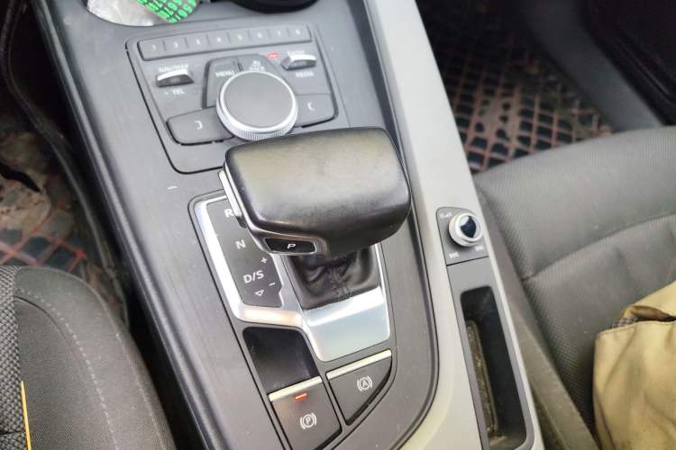 Used Audi A4L 2019 40 TFSI Ambition China VI