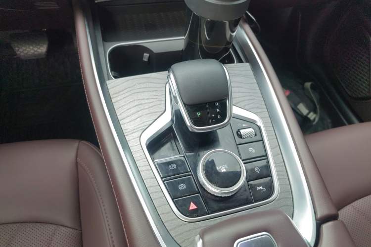 Used Chery Tiggo 8 PRO 2022 390T Two-Wheel Drive Vast Edition 5 Seats
