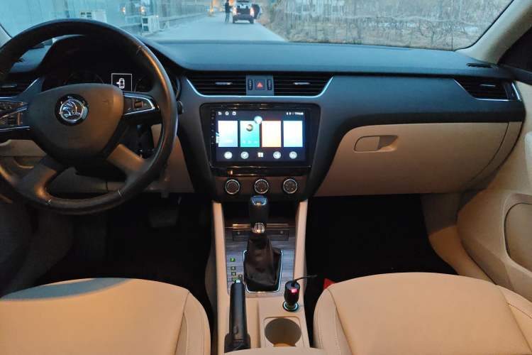 Used Skoda Octavia 2015 1.6L Automatic Yijun Edition