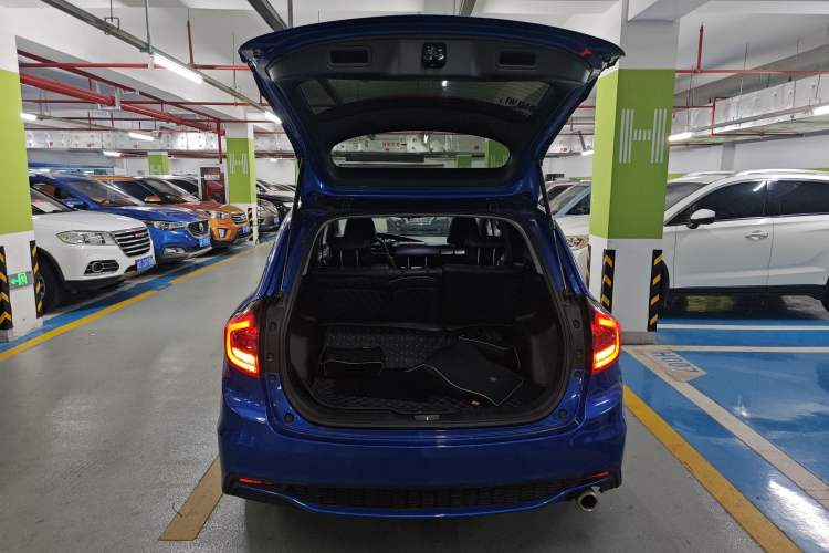 Used Honda Jade 2017 1.8L automatic Comfort version 5 seats
