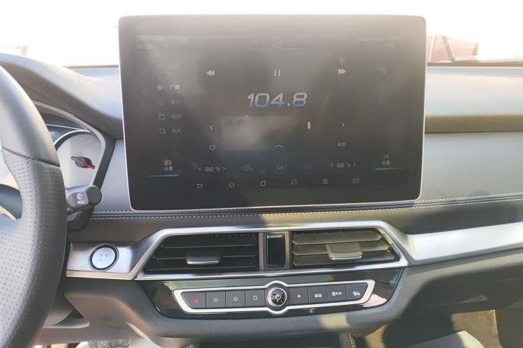 Used BYD Song New Energy 2019 Song DM 1.5TID Smart Connect Premium Model

