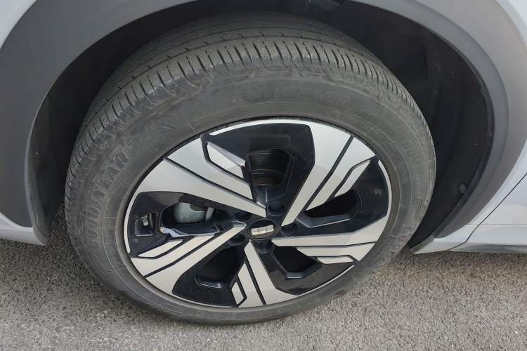 Used  E5 2024 530km Starship Edition
