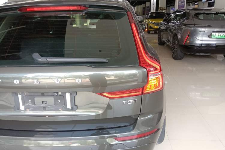 Used Volvo XC60 2018 T5 4x4 Zhiyi Edition
