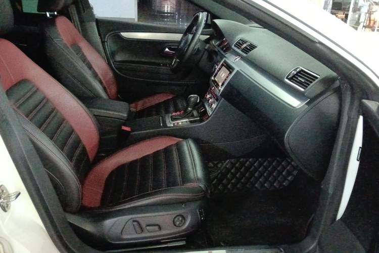 Used Volkswagen FAW-Volkswagen CC 2016 1.8TSI Luxury Model
