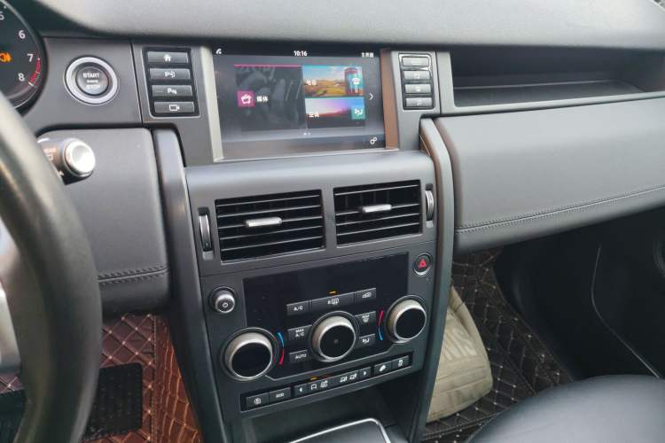 Used Land Rover Discovery Sport 2019 240 PS PURE Edition China VI Standard
