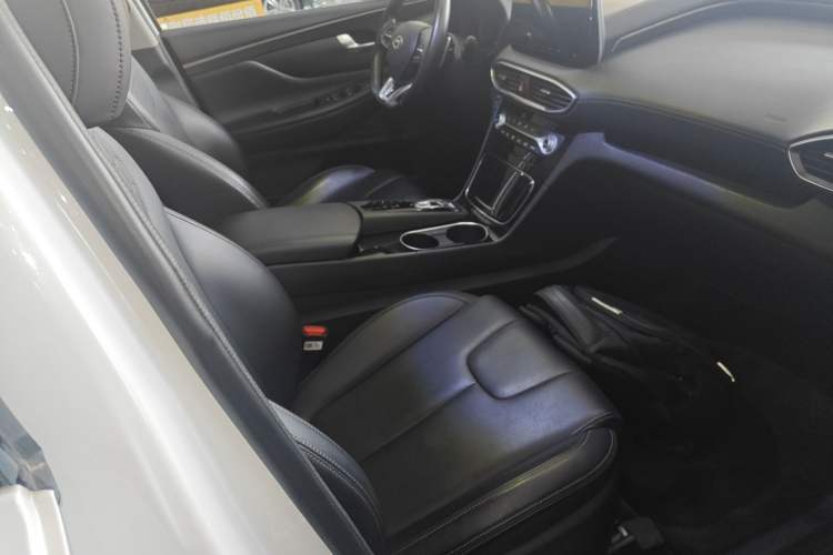 Used Hyundai Santa Fe 2020 380 TGDi Automatic Two-Wheel Drive GLS Luxury Edition