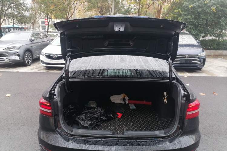 Used Volkswagen Lavida 2022 280TSI DSG Comfort Edition
