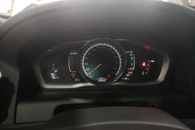 Used Volvo XC60 2017 T5 Smart Upgrade Edition