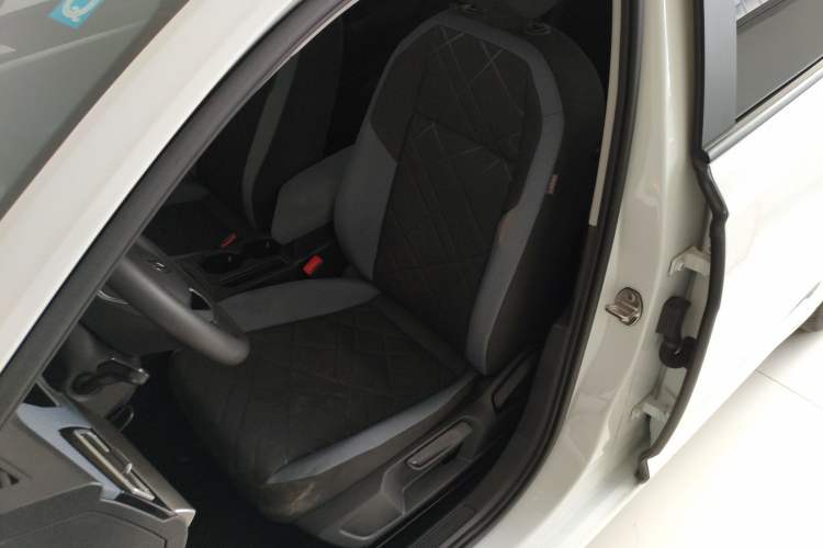 Used Volkswagen Lavida 2023 Revised 1.5L Automatic DeYi Edition
