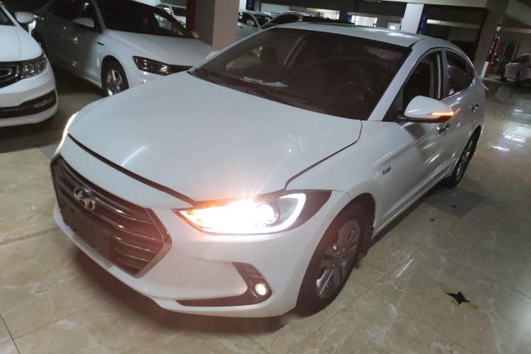 Used Hyundai Elantra 2016 1.4T Dual-Clutch Xuan Dong · Dynamic Version
