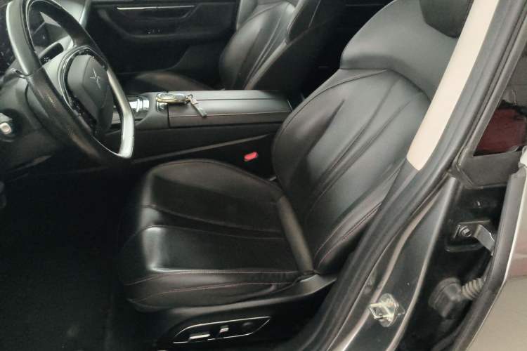 Used XPeng P7 2022 670E+
