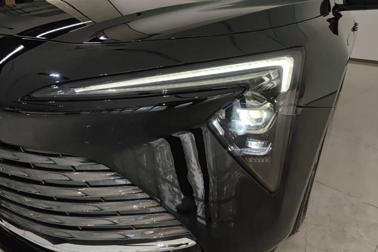 Used Buick LaCrosse 2023 28T Prestige Edition
