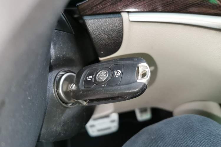 Used Buick Verano 2019 Sedan 15S Automatic Leading Model
