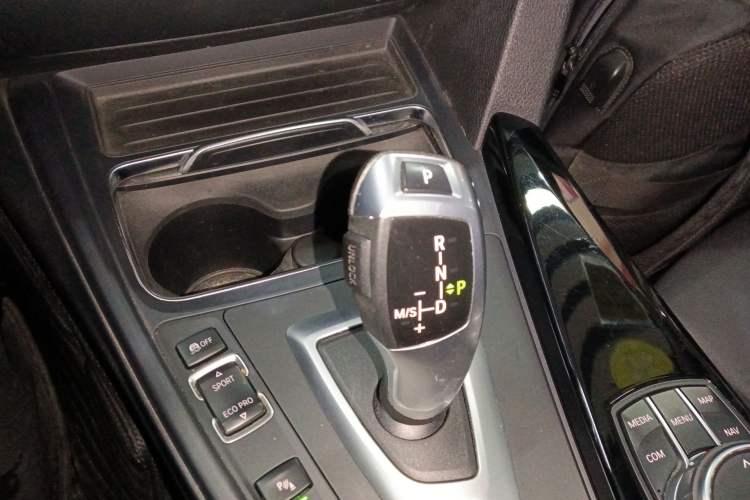 Used BMW 3 Series 2019 320Li Fashion Model
