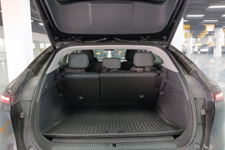 Used XPeng G6 2025 725 Ultra-Long Range Max Flagship Edition
