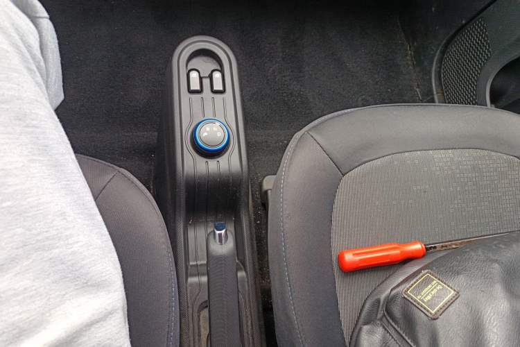 Used Wuling Hongguang MINIEV 2021 Macaron Fashion Edition Lithium-Ion Battery
