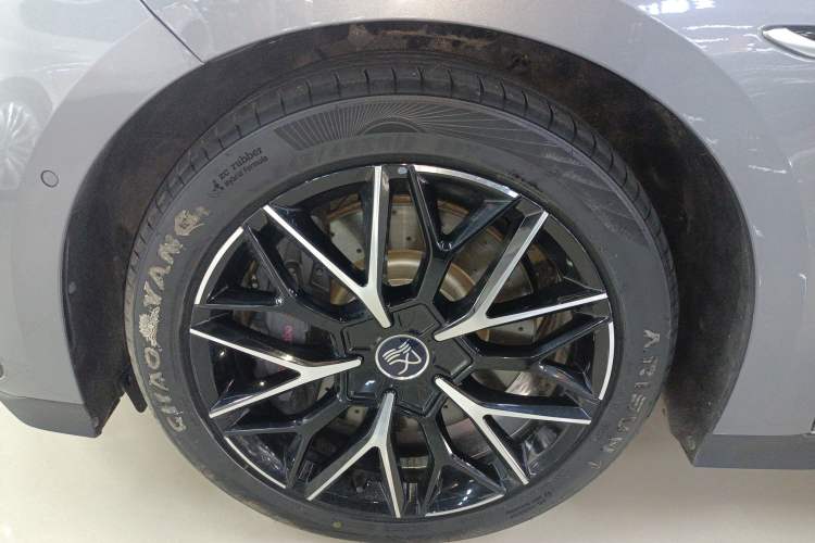 Used BYD Han 2022 EV Genesis Edition 610KM All-Wheel Drive Premium Model