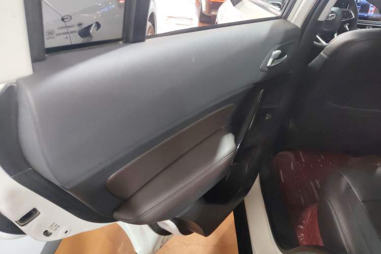 Used GAC Trumpchi GS4 2018 200T G-DCT Two-Wheel Drive Elite Edition