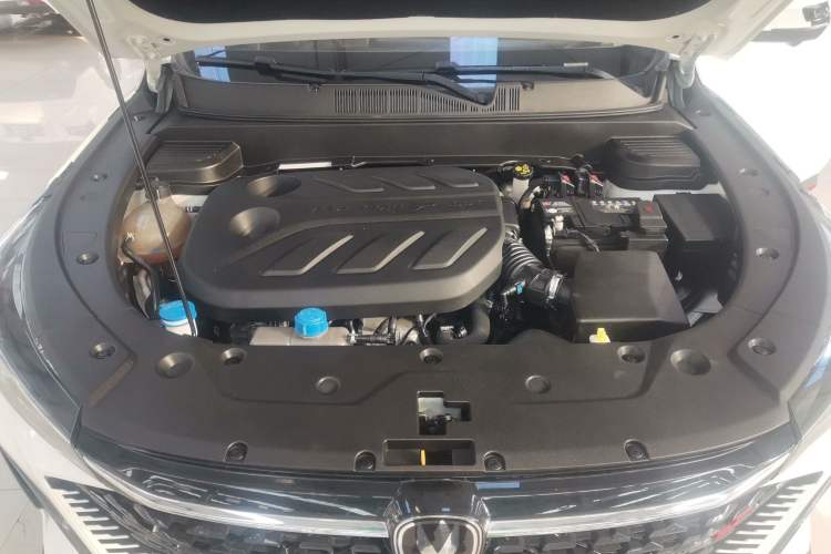 Used Changan X5 PLUS 2024 1.5T DCT ZhiZun Version