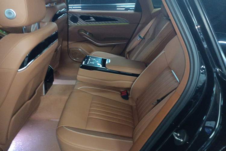 Used Hongqi H9 2022 2.0T Smart Connect Flagship Edition
