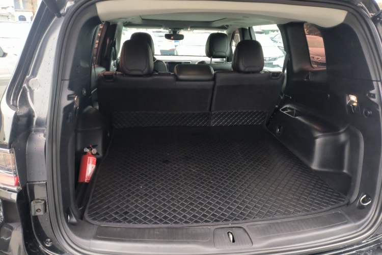 Used  Commander 2018 2.0T Four-Wheel Drive Prestige Edition China V
