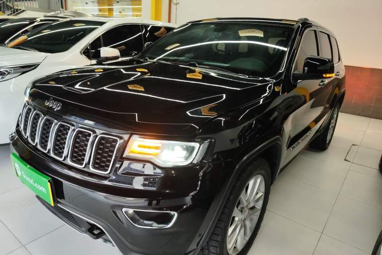 Used Jeep Grand Cherokee (Import) 2016 3.0L Comfort Navigation Edition
