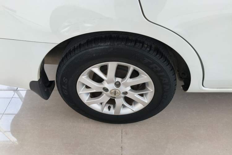 Used Nissan Sunny 2015 1.5XE Manual Comfort Edition