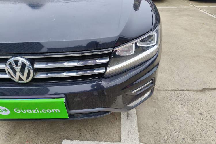 Used Volkswagen Tiguan L 2019 Revised 330TSI Automatic Two-Wheel Drive Smart & Luxury Edition China VI Standard
