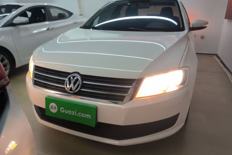 Used Volkswagen Lavida 2013 Revised Classic 1.6L Automatic Fashion Edition