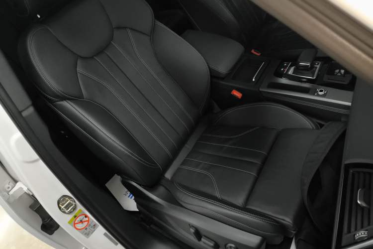 Used Audi Q5L 2022 45T Luxury Dynamic Model
