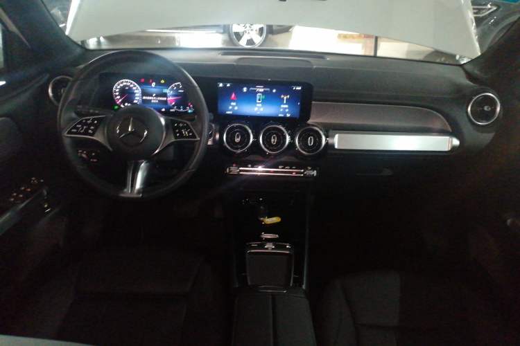 Used Mercedes-Benz GLB 2024 GLB 200 Dynamic Edition
