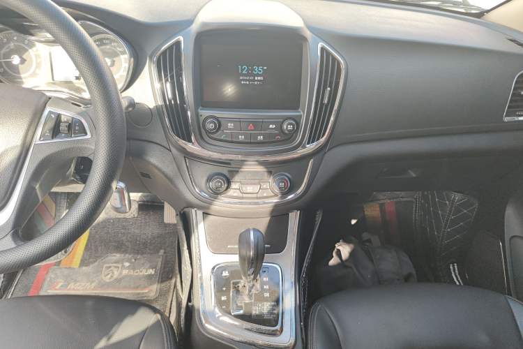 Used Baojun 560 2016 1.8L iAMT Elite Edition