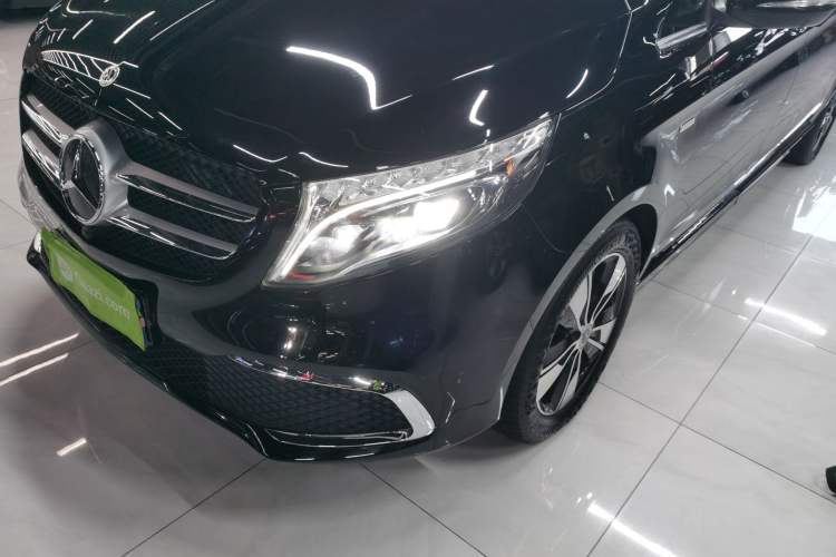 Used Mercedes-Benz V-Class 2021 V 260 L Long Wheelbase Prestige Edition