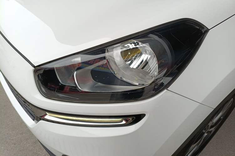 Used Kia KX3 2015 1.6L Automatic Two-Wheel Drive DLX
