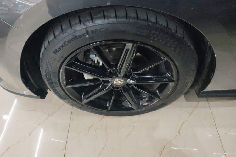 Used Changan UNI-V 2022 1.5T Prestige Version