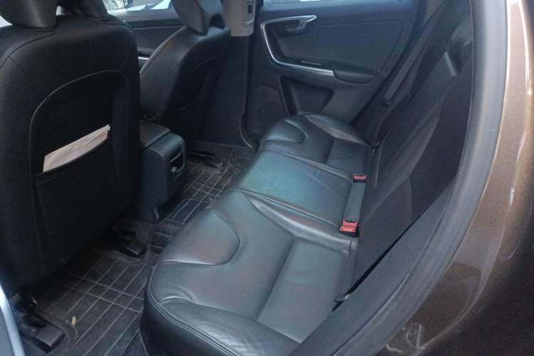 Used Volvo XC60 2014 Facelift T5 Zhiyi Edition
