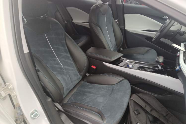 Used Buick Velite 6 2020 Plug-in Hybrid Connected Smart Model
