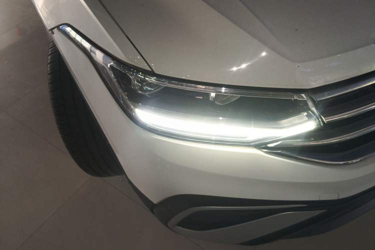 Used Volkswagen Tiguan L 2022 330TSI Automatic Two-Wheel Drive Comfort Edition
