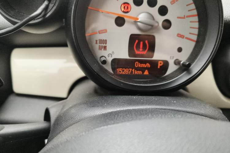 Used  Clubman 2011 1.6L COOPER Fun
