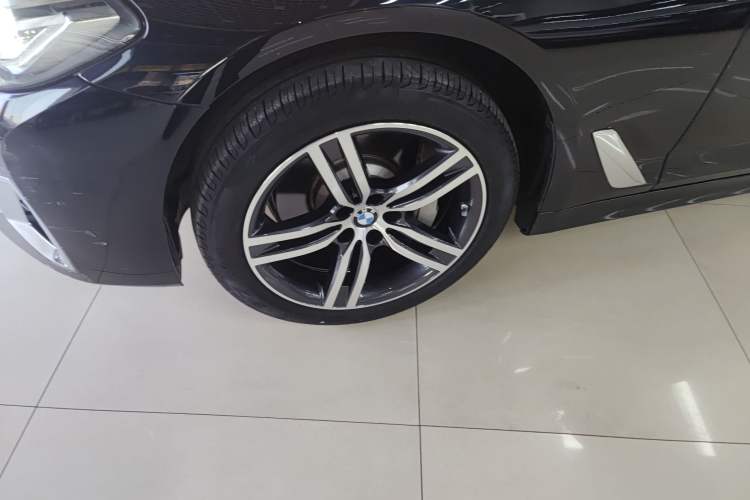 Used BMW 5 Series 2022 Updated 530Li Leading Edition Luxury Package